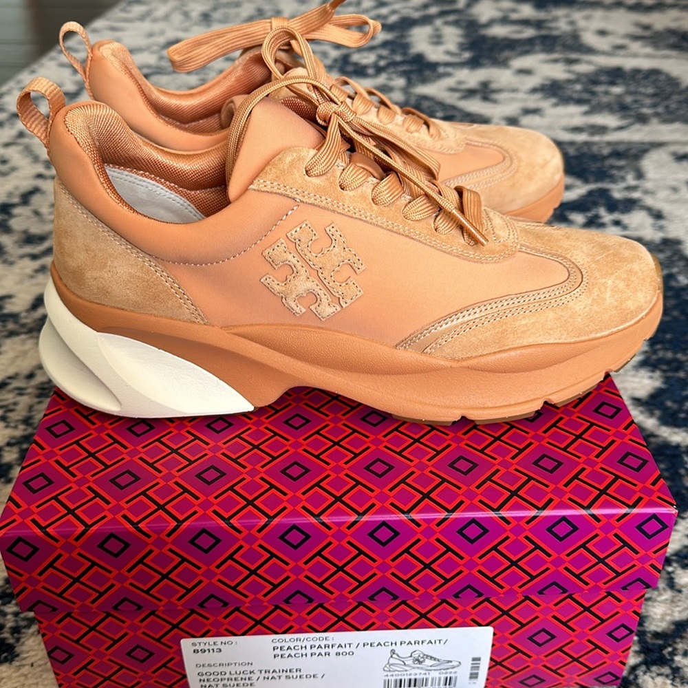Brand new never worn !! - Picture 4 of 4